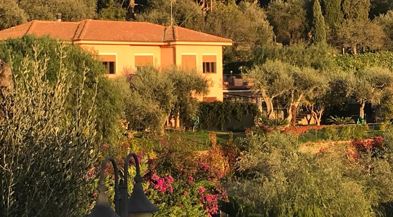 Le Jardin Sur Mer Avec Bike Et Mtb Tour Imperia Exterior foto