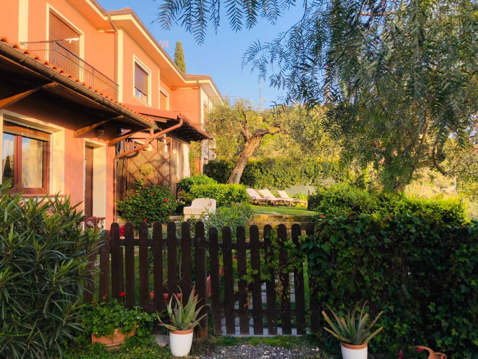 Le Jardin Sur Mer Avec Bike Et Mtb Tour Imperia Exterior foto